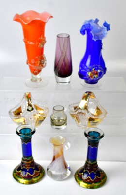 Lot 247 - A quantity of 19th and 20th century glassware,...