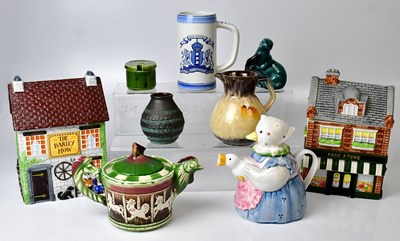 Lot 179 - A quantity of mixed ceramics, including...