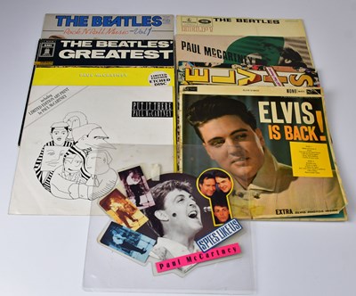 Lot 330 - A small quantity of vinyl LPs to include The...