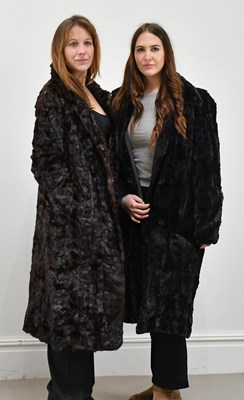 Lot 1341 - TILLMANS; a full-length brown fur coat, fully...