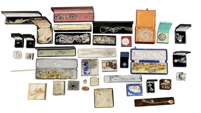 Lot 1536 - A large quantity of assorted costume jewellery...