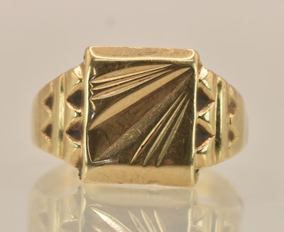 Lot 1385 - A 9ct yellow gold signet ring with square...
