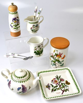 Lot 196 - PORTMEIRION; a Botanical Ware part tea and...