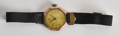 Lot 1694 - An early 20th century lady's 9ct yellow gold...