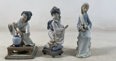 Lot 206 - LLADRO; three figures, comprising two Geisha...