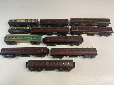 Lot 146 - ADD IN LOT 167 Eight hand built LMS O gauge...