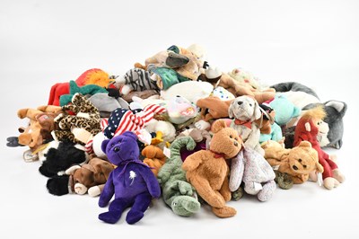 Lot 1658 - A large collection of Beanie Babies including...