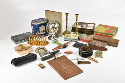Lot 1222 - A group of collectors' items including biscuit...