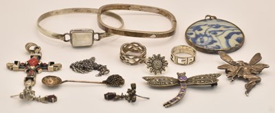 Lot 1538 - A small quantity of assorted 925 silver and...