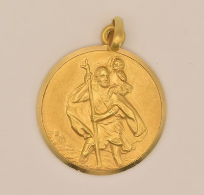Lot 1429 - An 18ct yellow gold St Christopher pendant,...