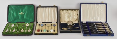 Lot 1190 - A cased set of six Elizabeth II hallmarked...