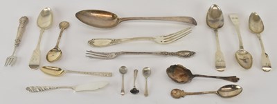 Lot 1158 - A George III hallmarked silver tablespoon,...