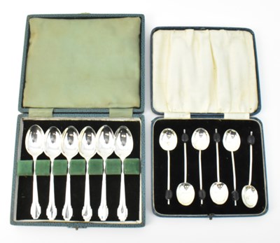 Lot 1220 - LEE & WIGFULL; a cased set of six George VI...
