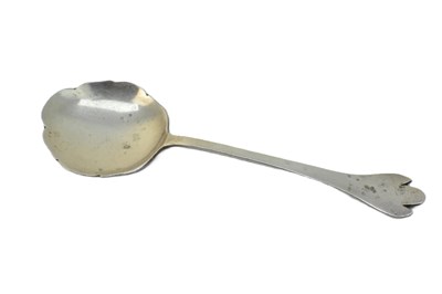 Lot 1276 - HARRISON FISHER & CO; a George V hallmarked...