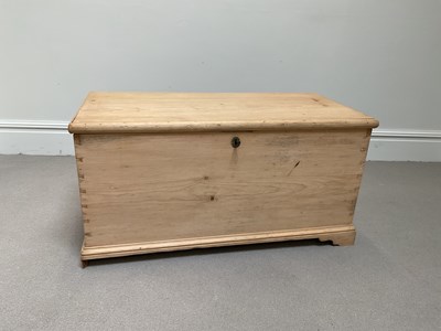 Lot 1057 - A pine blanket chest, height 50cm, width 100cm,...