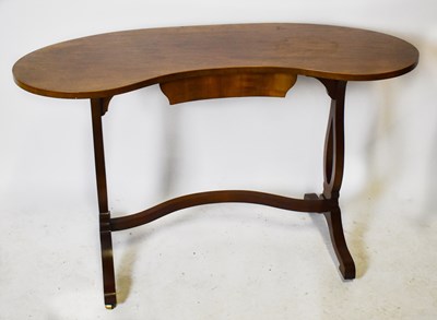 Lot 1609 - A mahogany kidney shaped side table