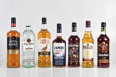 Lot 2436 - WHISKY; a bottle of Famous Grouse blended...
