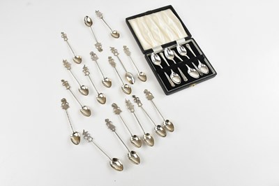 Lot 300 - LEPPINGTON (CUTLERS) LTD; a cased set of six...