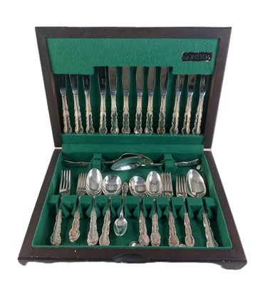 Lot 640 - ONEIDA; a six setting canteen of plated...