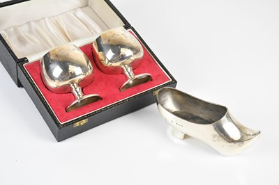 Lot 107 - A T CANNON LTD; a pair of Elizabeth II...
