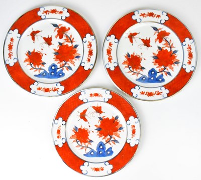 Lot 184 - Three Chinese plates, decorated with gilt...