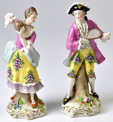 Lot 128 - SITZENDORF; a pair of porcelain figures, a...