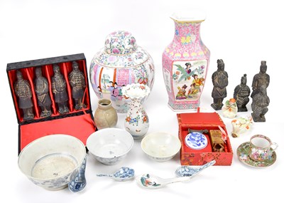 Lot 657 - A collection of modern Oriental ceramics...
