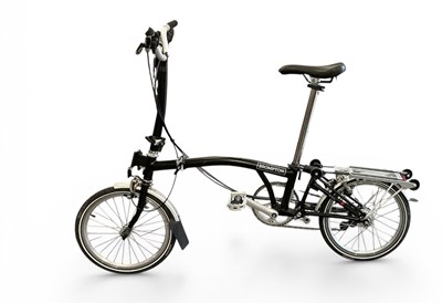 Lot 317 - BROMPTON; a modern cased folding M6L 6 speed...