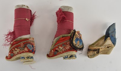Lot 1027 - A pair of late 19th/early 20th century Chinese...