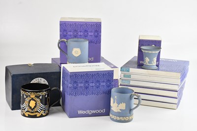 Lot 1505 - WEDGWOOD; a limited edition Queen Elizabeth...
