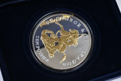 Lot 581 - An Elizabeth II ten pound coin, 2009, George...