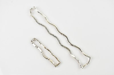 Lot 436 - BOGAERT; a sterling silver necklace, length...