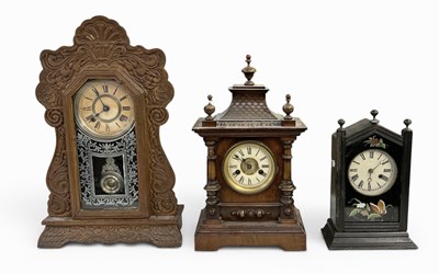 Lot 156 - A late 19th/early 20th century German walnut...