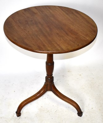 Lot 1658 - A 19th century mahogany circular tilt-top occasional table