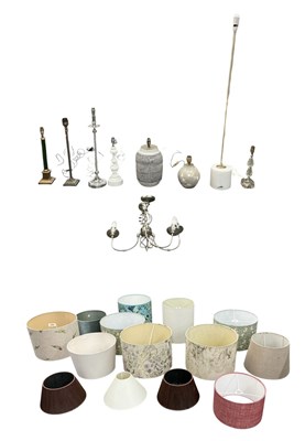 Lot 121 - Seven assorted modern contemporary table lamps,...