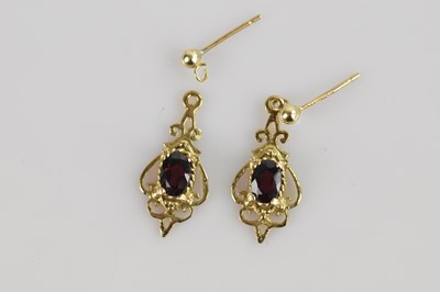 Lot 269 - A pair of 9ct yellow gold drop earrings set...