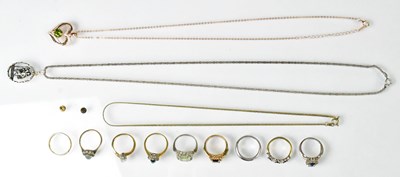 Lot 860 - A mixed lot of jewellery, to include a silver...