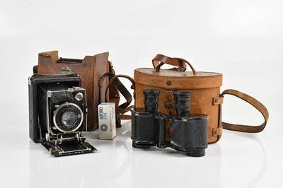 Lot 1269 - A pair of Army Pattern 3 binoculars, 8x30, in...