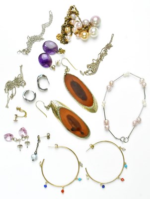 Lot 864 - A group of 925 silver jewellery, to include a...