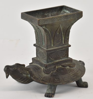 Lot 1021 - A late 19th/early 20th century Chinese bronze...