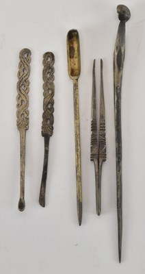 Lot 549 - Four ancient Byzantine silver beauty...
