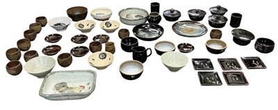 Lot 637 - A large quantity of assorted studio ceramics,...