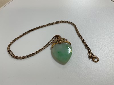 Lot 522 - An 18ct yellow gold fine link chain, length...
