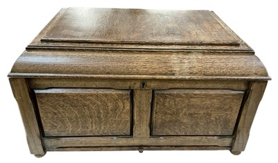 Lot 431 - An early 20th century oak rectangular tabletop...