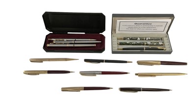 Lot 363 - A collection of assorted fountain pens,...