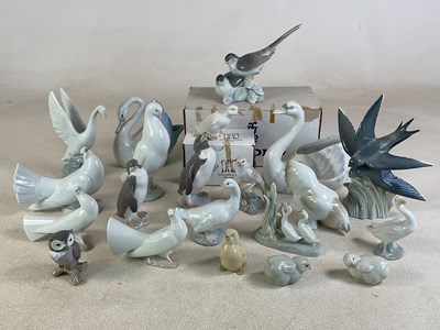 Lot 299 - LLADRO AND NAO; a quantity of models of birds,...