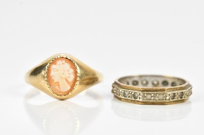 Lot 669 - A 9ct yellow gold cameo dress ring, size U,...