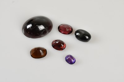 Lot 49 - LOOSE GEMSTONES; seven loose gemstones...