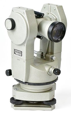 Lot 330 - SOKKISHA; a grey painted TM20D theodolite,...