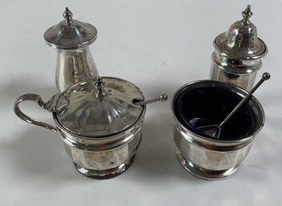 Lot 557 - A collection of hallmarked silver items...